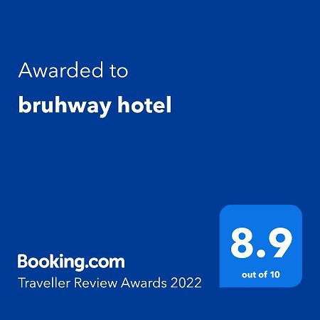 Bruhway Hotel Addis Abeba Buitenkant foto