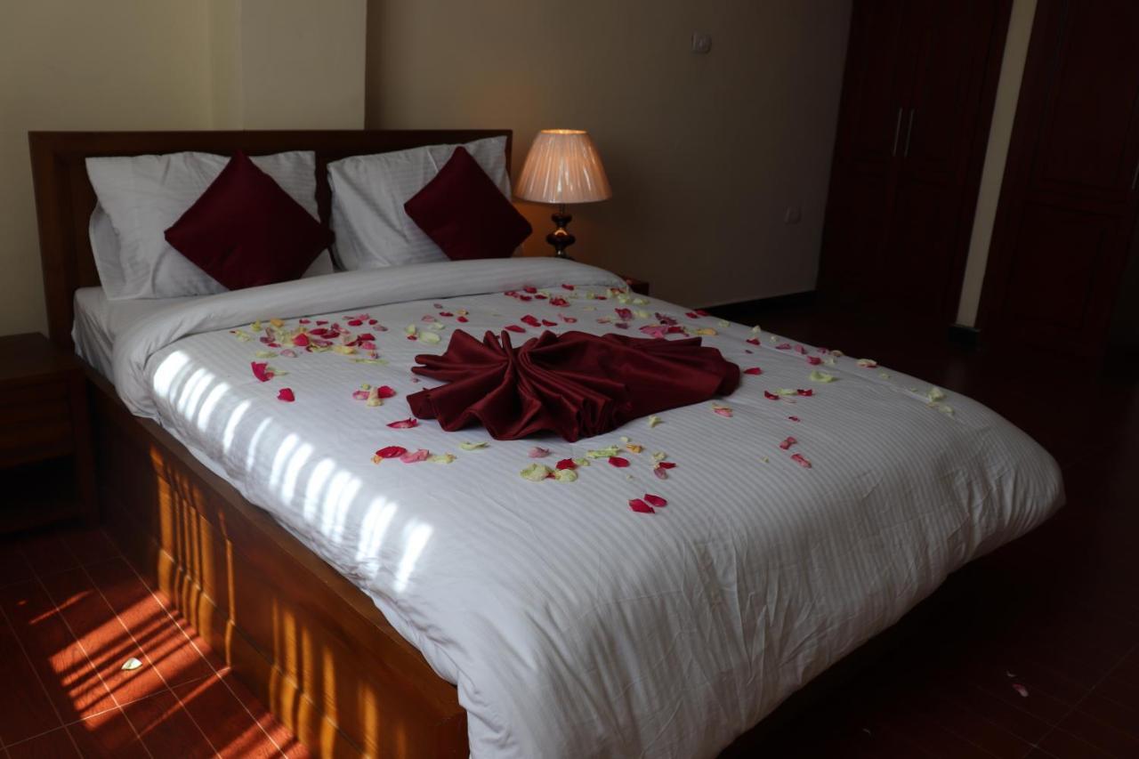 Bruhway Hotel Addis Abeba Buitenkant foto